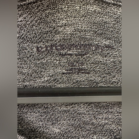 Liz Lange Maternity for Target Gray Knit Maternity Dress Size XS Elbow Sleeve - Picture 4 of 7